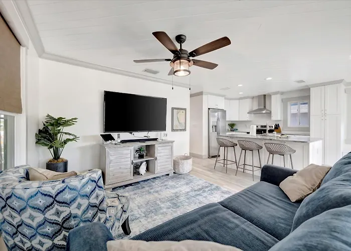 Holiday home Direct Access Oceanfront & Big Balcony *