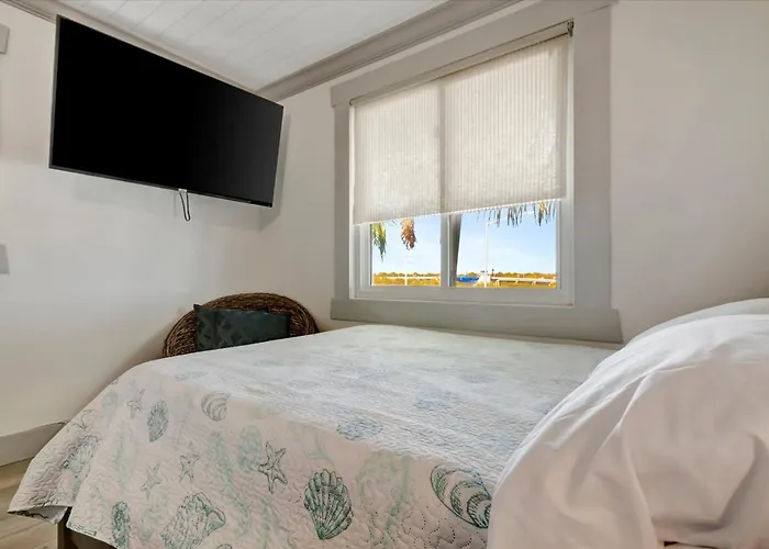 Holiday home Direct Access Oceanfront & Big Balcony *
